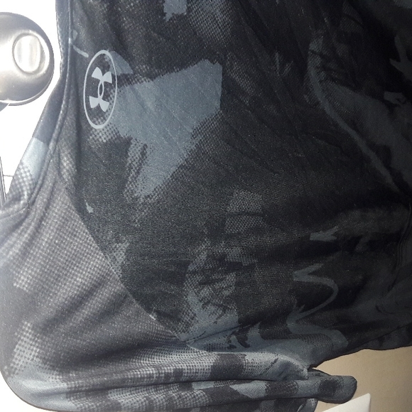 Men's Under Armour top NWOT - Picture 6 of 7